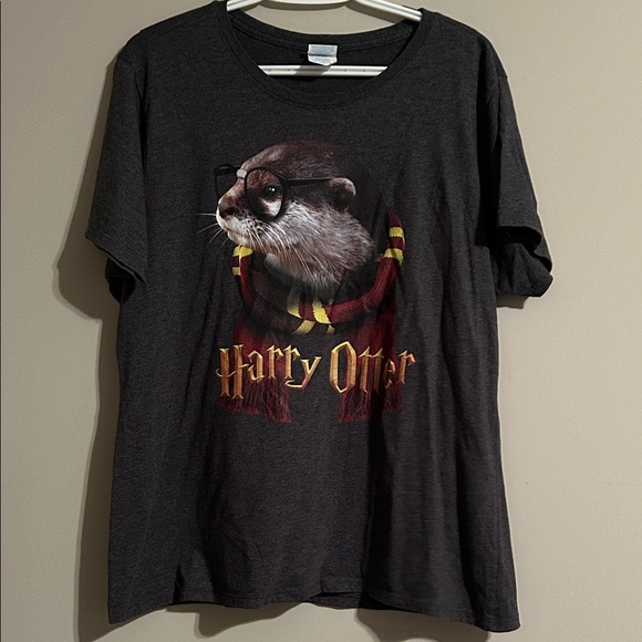 Harry Otter Graphic T-Shirt - Picture 1 of 4